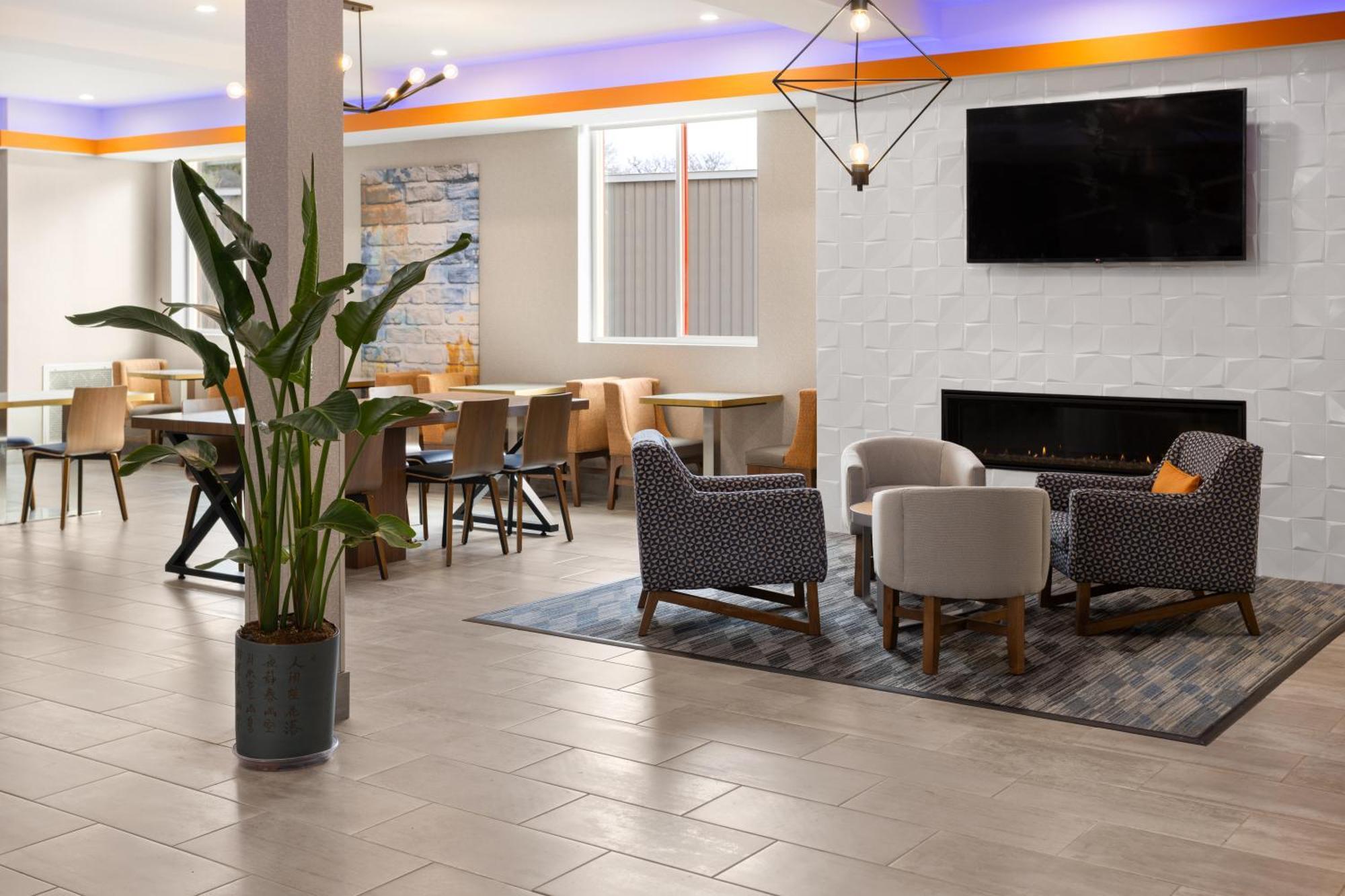 Hawthorn Extended Stay By Wyndham Williston Burlington Exterior photo